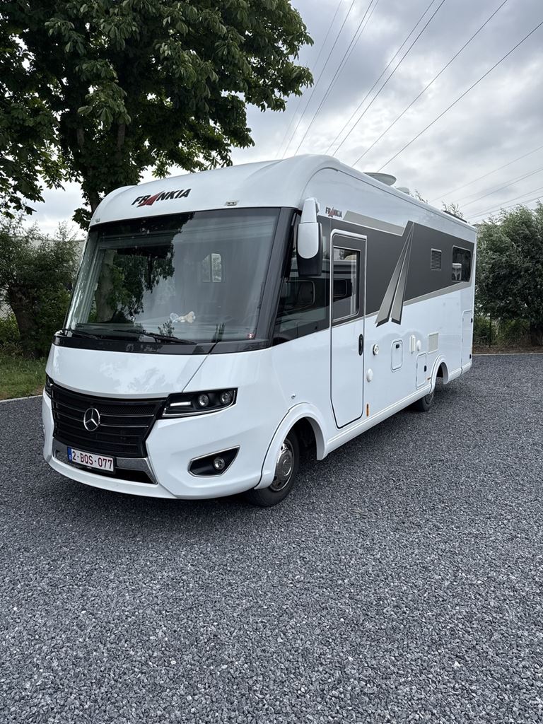 exclusieve M-line i7400 plus johan meyen